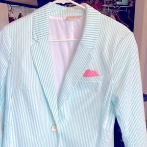 Elegant white and blue jacket nice with jeans or any kind of pants. Used 2 times